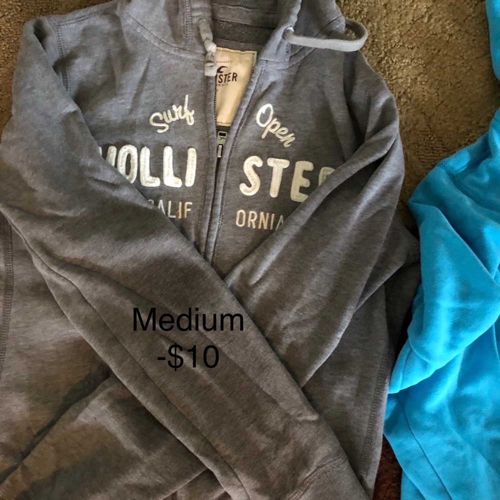Sweatshirt